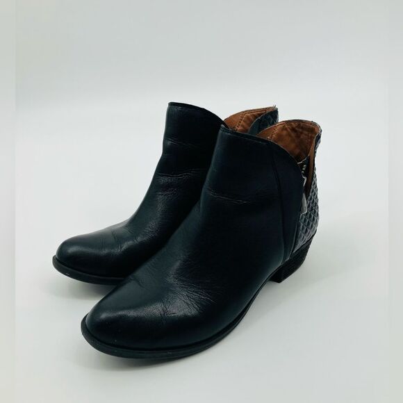 Lucky Brand Women's Brenon Boot Size 8 Low Block Heel Black Leather Quilted - Picture 2 of 8